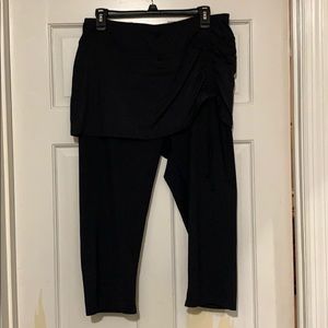 Land’s End swim cover-up skirted Capri leggings